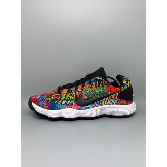 Athletic_Shoes